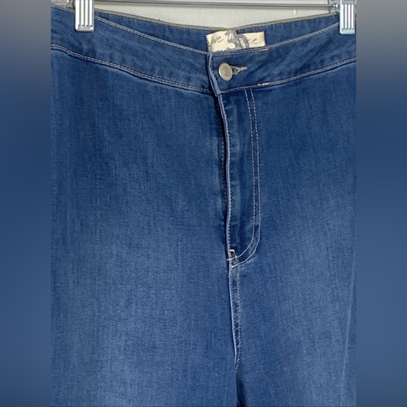 We The Free Penny Pull-On Flare Jeans Size 30 Made in Turkey - Picture 5 of 14